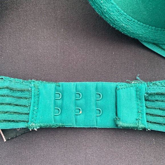 VICTORIA SECRET 34A Bombshell Laced Green Bra - Picture 8 of 11